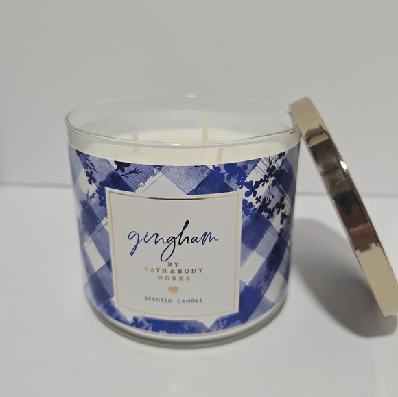 Bath & Body Works Other - Bath & body works gingham 3 wick candle new